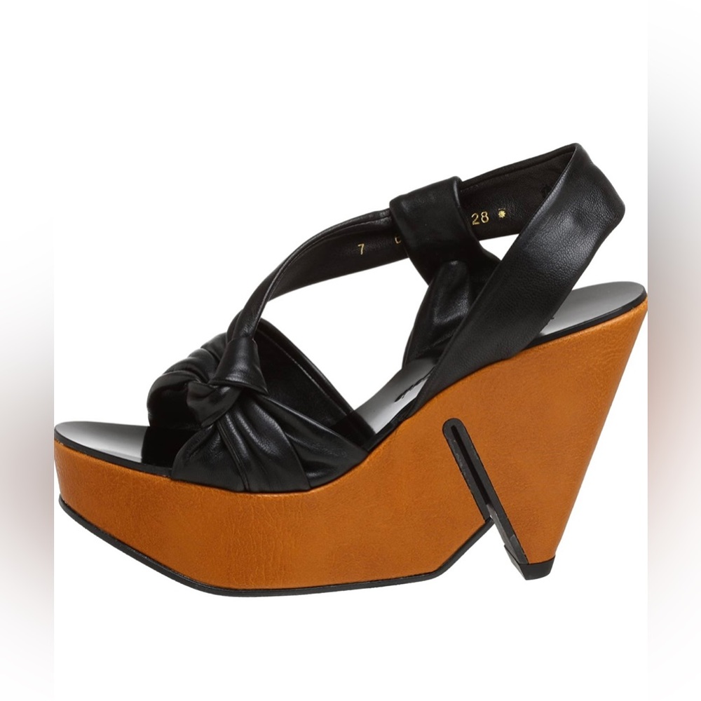 VGUC Robert Clergerie Women’s Frofro Platform Sandal in Black Nappa!